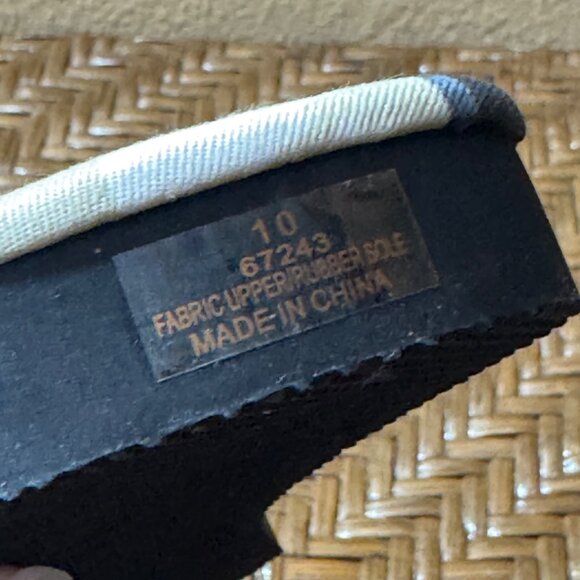 J.Crew Flip Flops Floral Print Fabric Upper Rubber Sole Size 10 - Picture 5 of 5